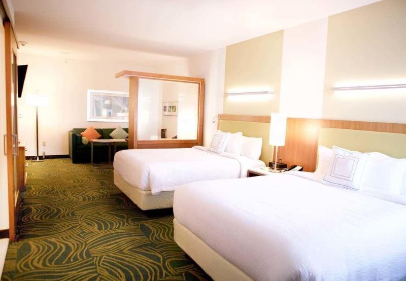 호텔 Springhill Suites By Marriott Wichita Airport