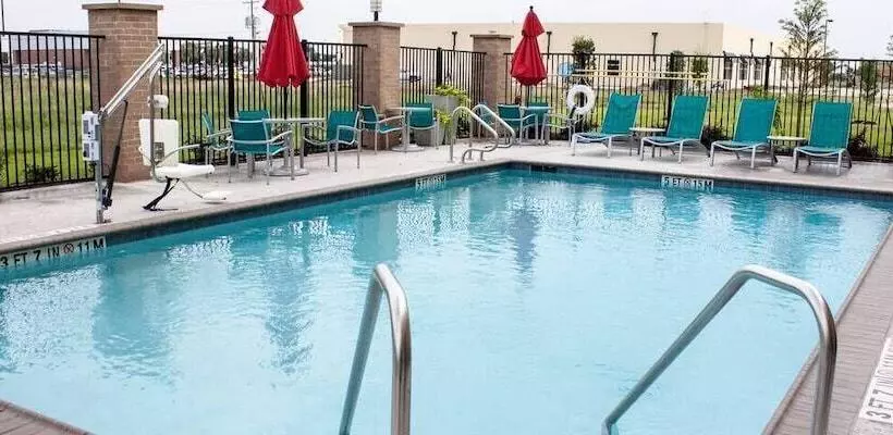 Hotelli Towneplace Suites By Marriott Beaumont Port Arthur