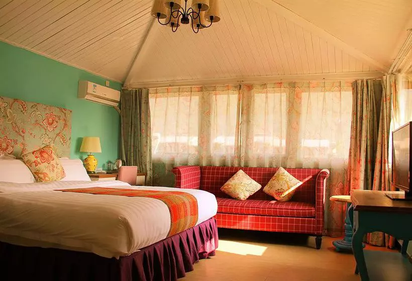 هتل Yangshuo Michael's Inn And Suites