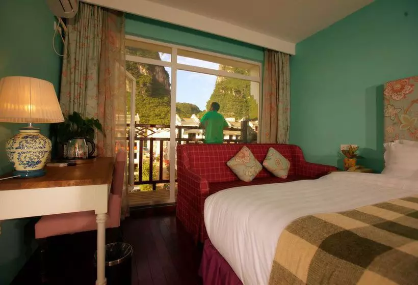 هتل Yangshuo Michael's Inn And Suites