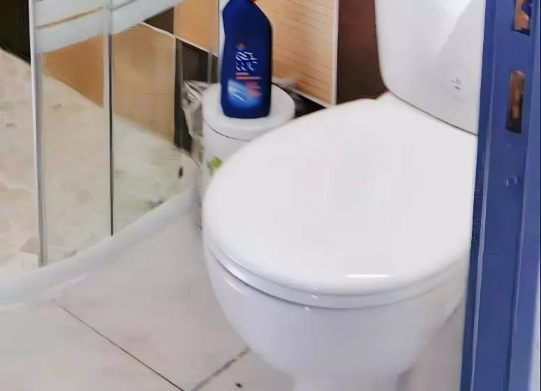 Bungalow Charmant A Chateau Gaillard Avec Piscine Partagee