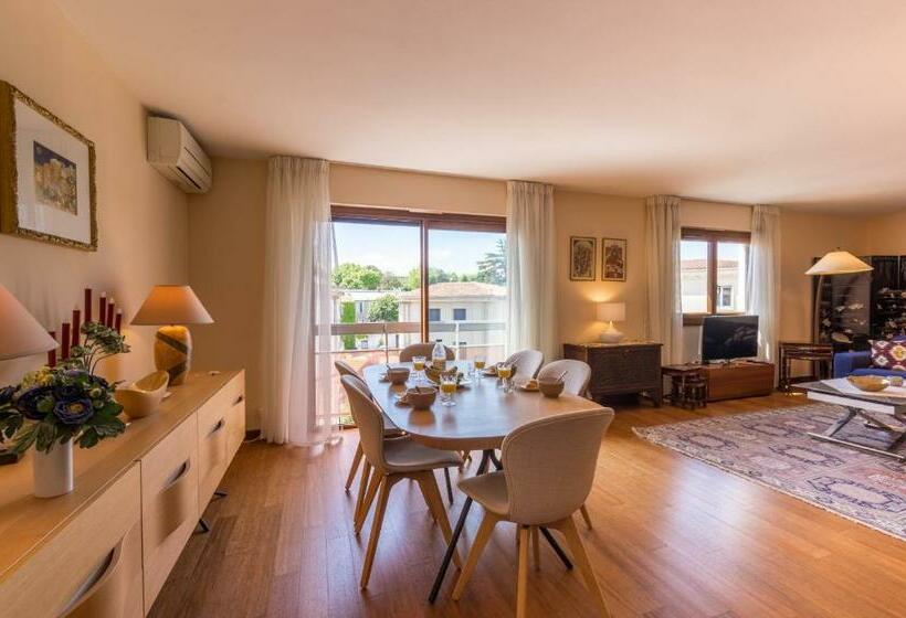 Carré Du Roi Première Conciergerie