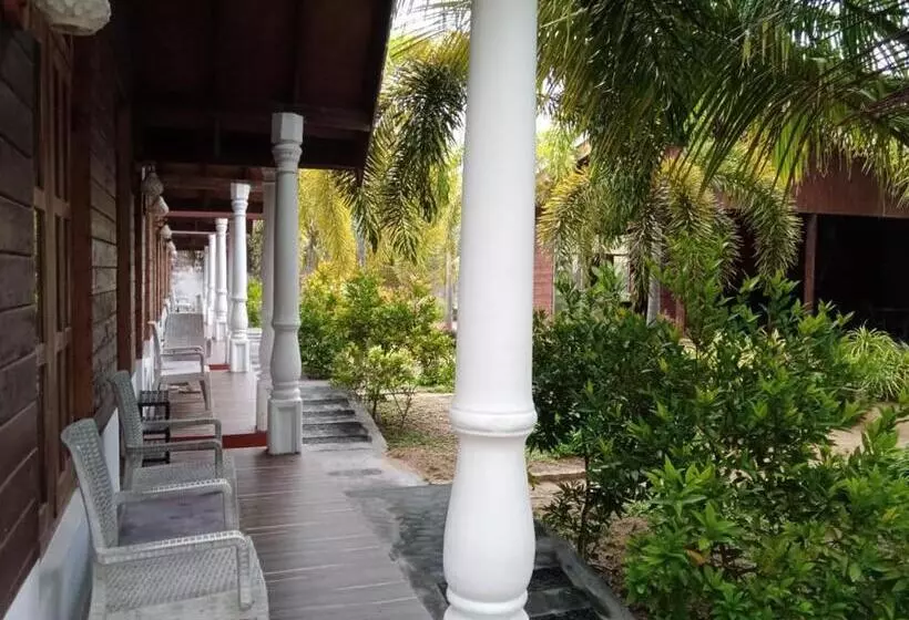 ホテル Elegant Green Beach Resort