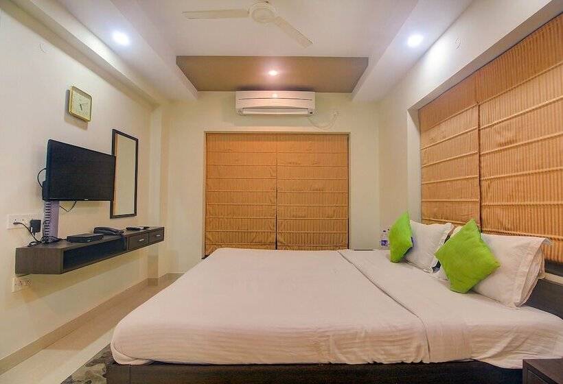 בית מלון כפרי Fab Four Seasons