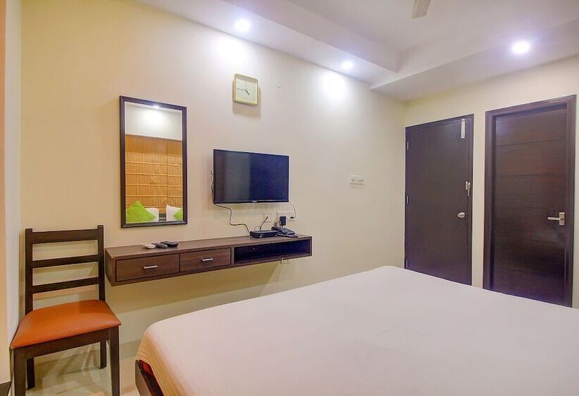 בית מלון כפרי Fab Four Seasons