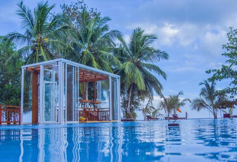 호텔 Marakolliya Beach Resort