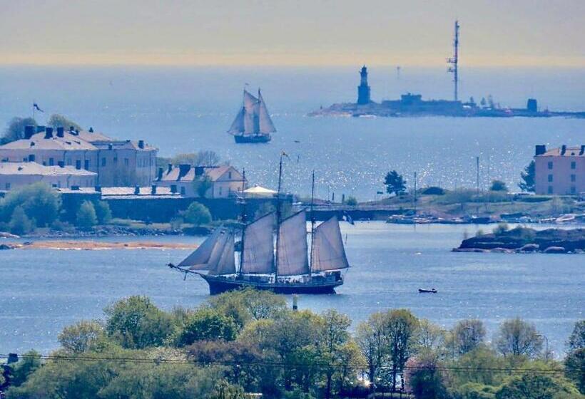 Luxury Skyscraper Apartment With Amazing View Over Helsinki