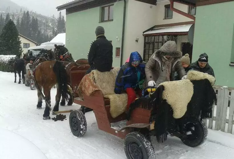Majatalo Penzión U Aleny