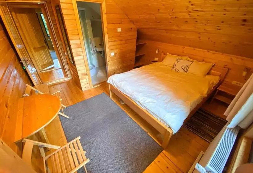 Pensiunea La Rus I Si Ii