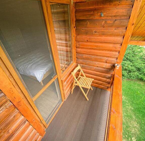 Pensiunea La Rus I Si Ii