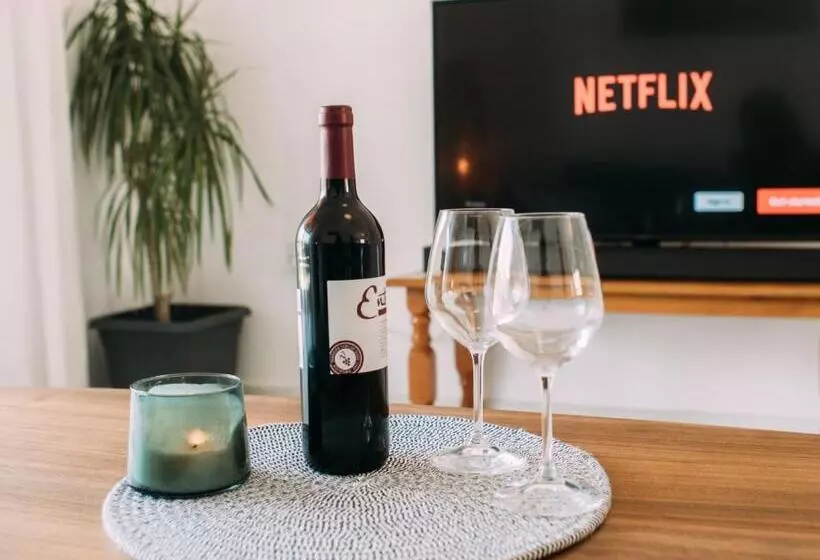 The Salnik Beach Apartment