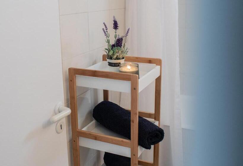 The Salnik Beach Apartment