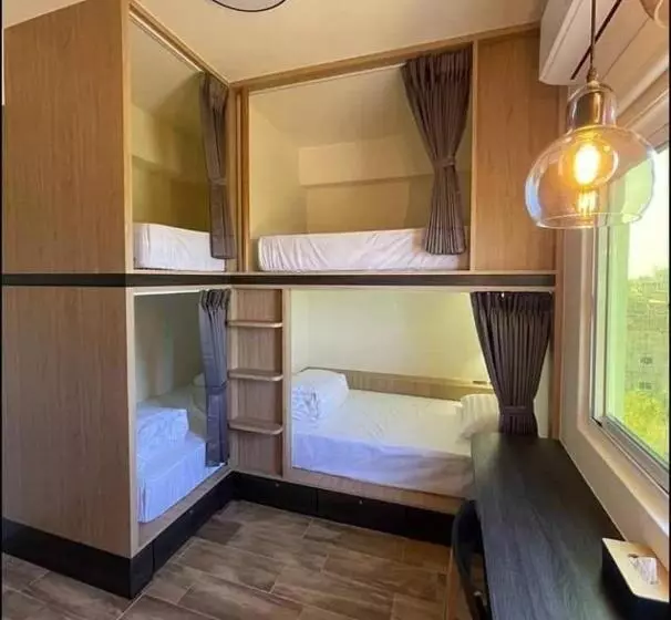 تختخواب و صبحانه 晴鎖港灣home Stay民宿