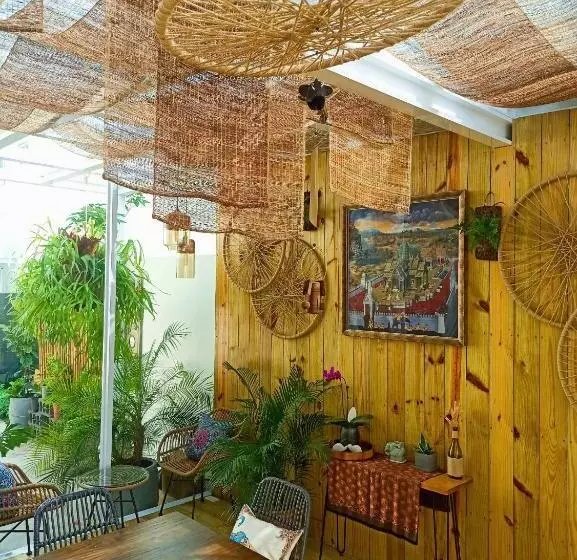 تختخواب و صبحانه 晴鎖港灣home Stay民宿
