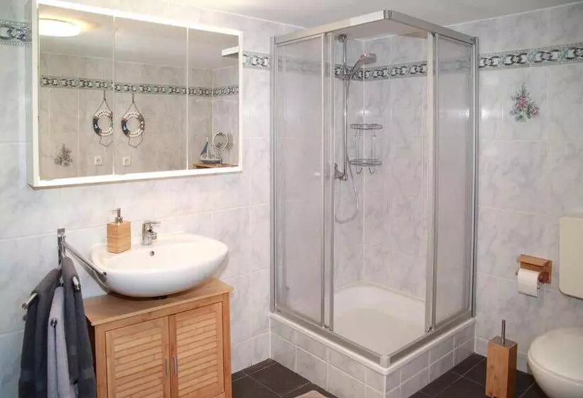 Fewo  Schiefe  Marie