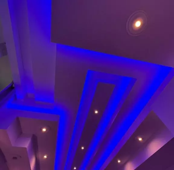 Gianluis Luxury Suites