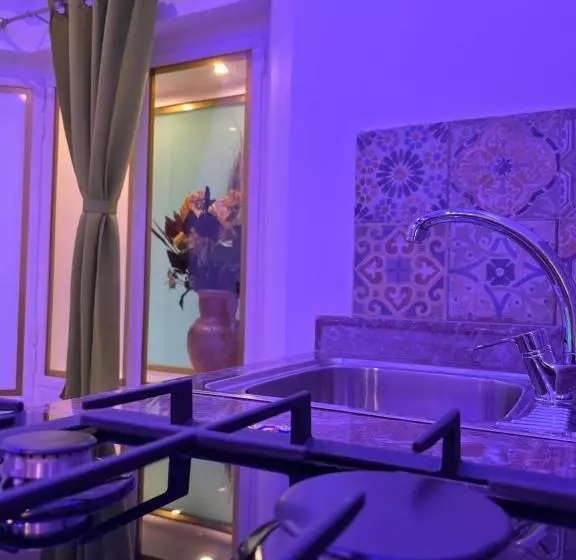 Gianluis Luxury Suites