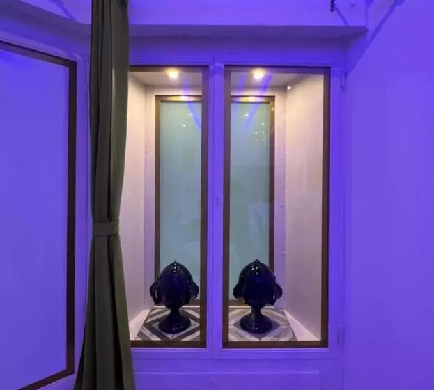 Gianluis Luxury Suites