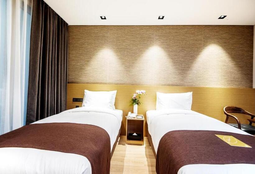 Hotel Intrada Icheon