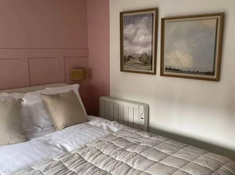 Peak Willow Apartments