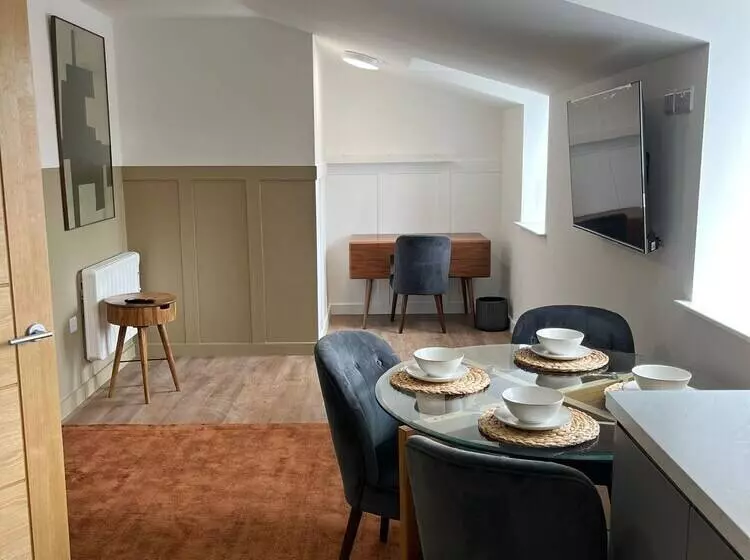 Peak Willow Apartments