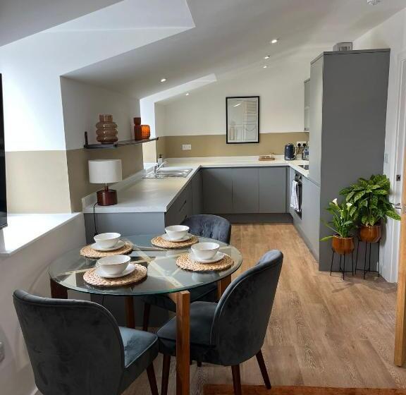 Peak Willow Apartments