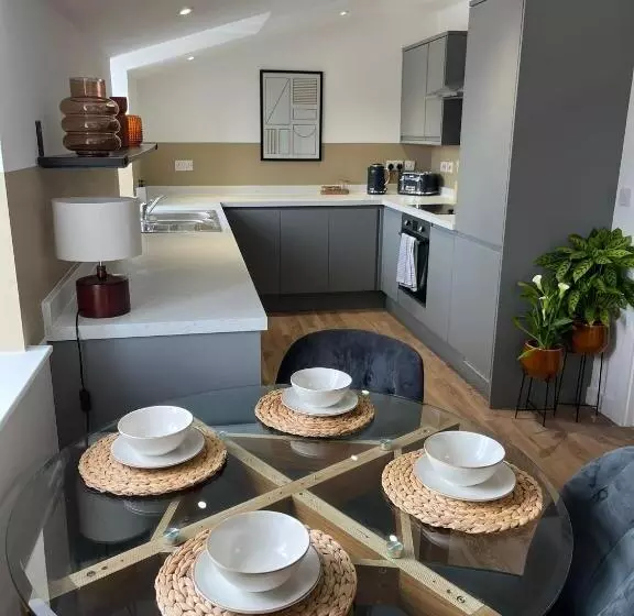 Peak Willow Apartments