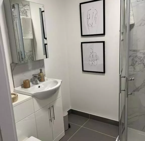 Peak Willow Apartments