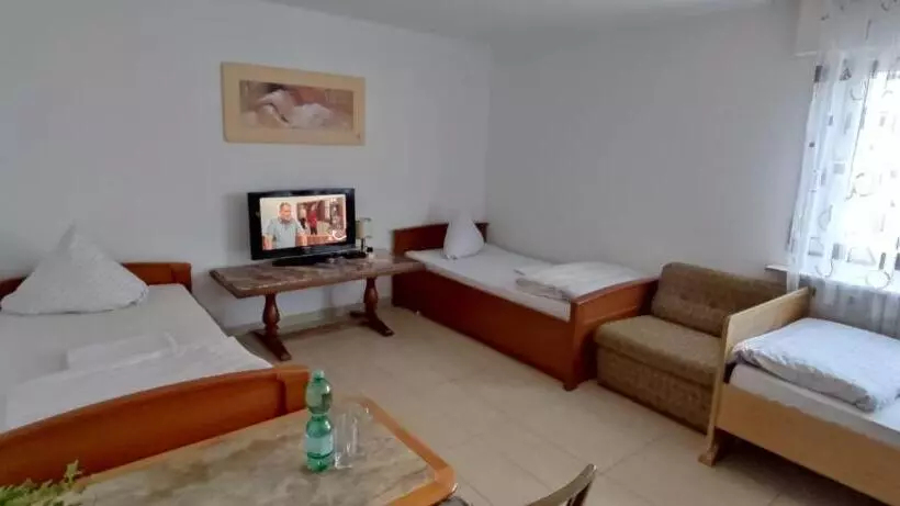 Wohnung Für Grosse Gruppe Bis 10 Person
