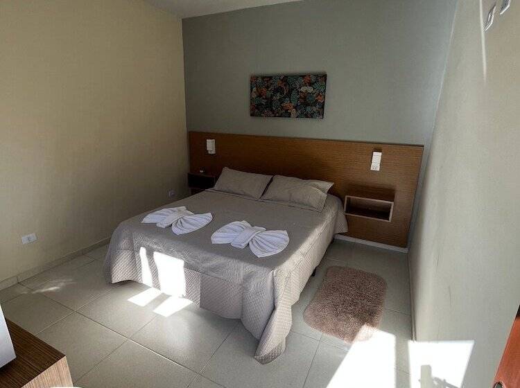 Общежитие Pousada Cristhal Paraty