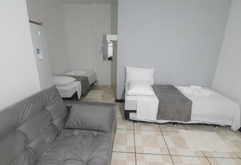 호스텔 Pousada Pérola Verde