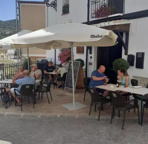 Aamiaismajoitus (B&B) Casa Blanca