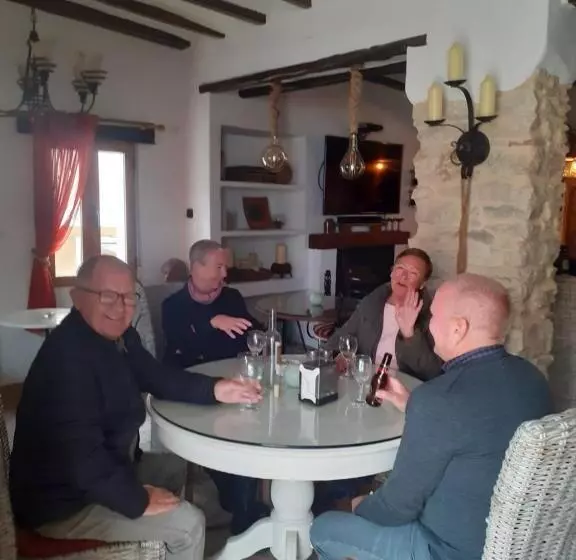 Aamiaismajoitus (B&B) Casa Blanca