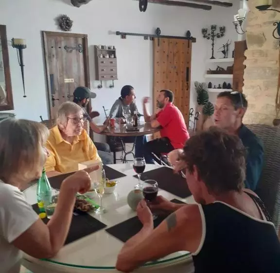 Aamiaismajoitus (B&B) Casa Blanca