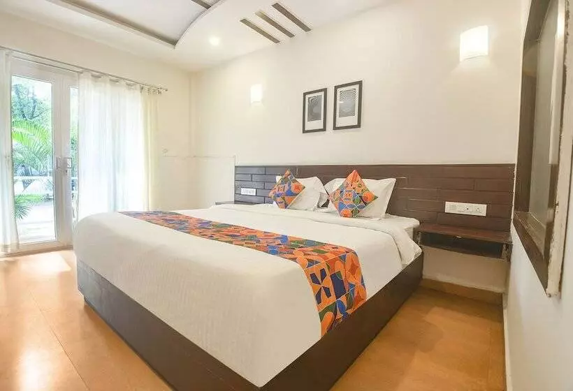 Fabhotel La Volga   Nr Morjim Beach