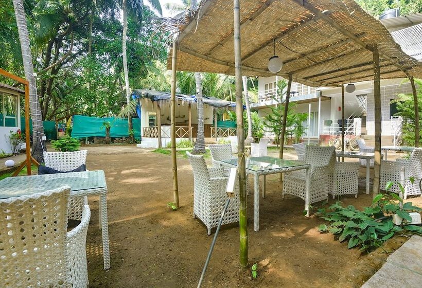 Fabhotel La Volga   Nr Morjim Beach