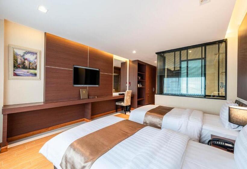 호텔 โฮเทลมุก