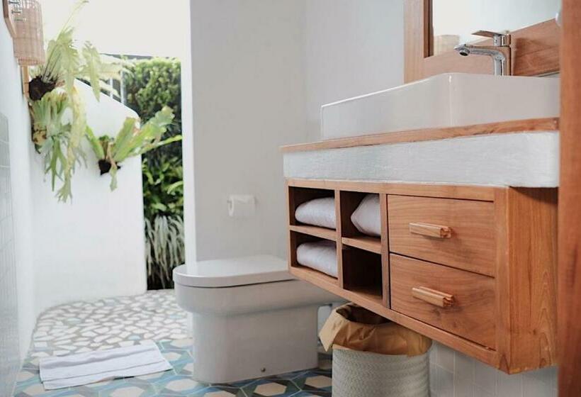 בית מלון כפרי Canggu Village Accommodation