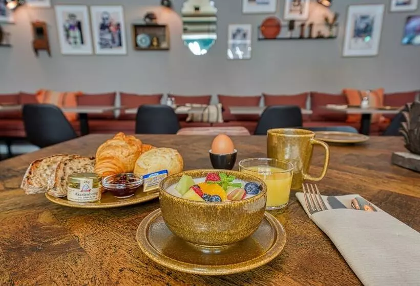 Nyce Hotel Bonn, Trademark Collection By Wyndham