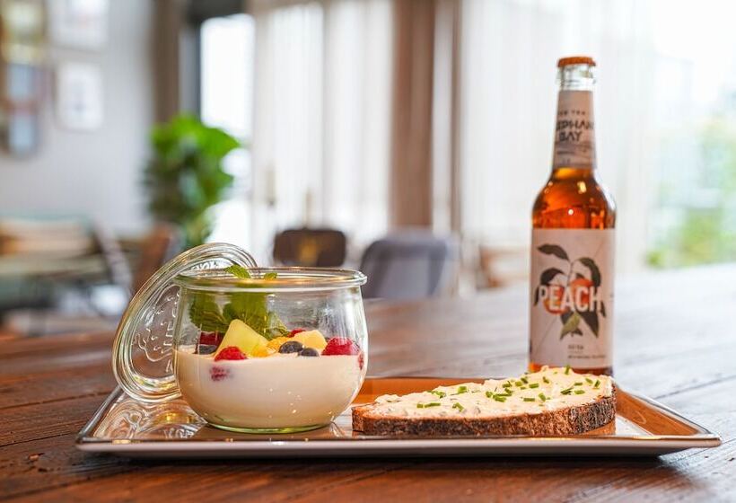 Nyce Hotel Bonn, Trademark Collection By Wyndham