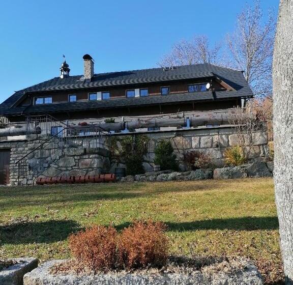 בית מלון כפרי Penzion U Vlčí Stezky