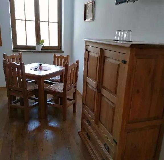 ホテル Penzion U Vlčí Stezky