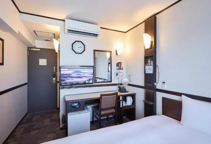 Hotelli Toyoko Inn Keio Sen Hashimoto Eki Kita Guchi