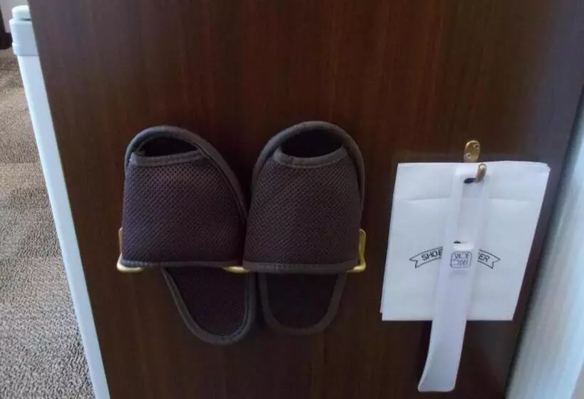 Hotelli Toyoko Inn Keio Sen Hashimoto Eki Kita Guchi