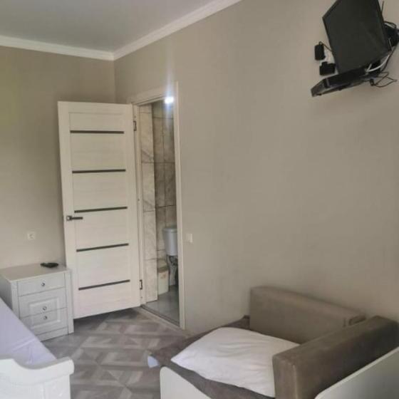 پانسیون гостевой дом белый лотос