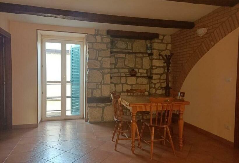 膳宿费 Deattellis House Intero Appartamento