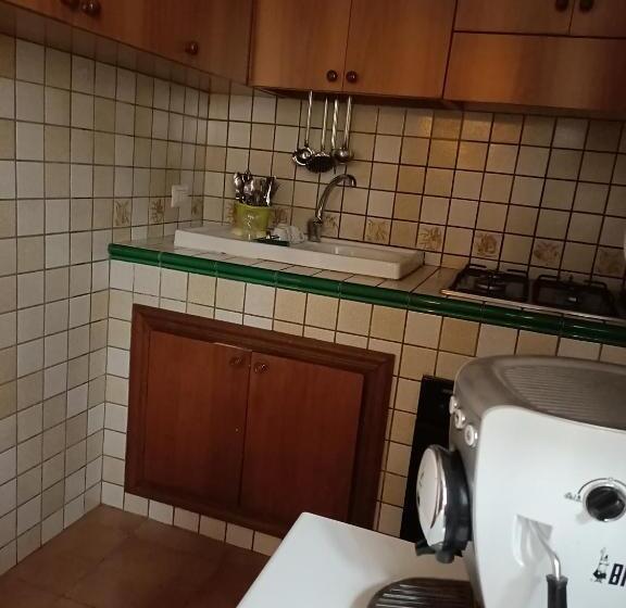 膳宿费 Deattellis House Intero Appartamento