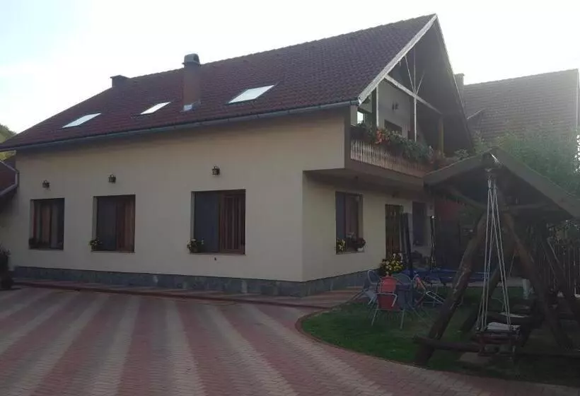 Szandi Panzió
