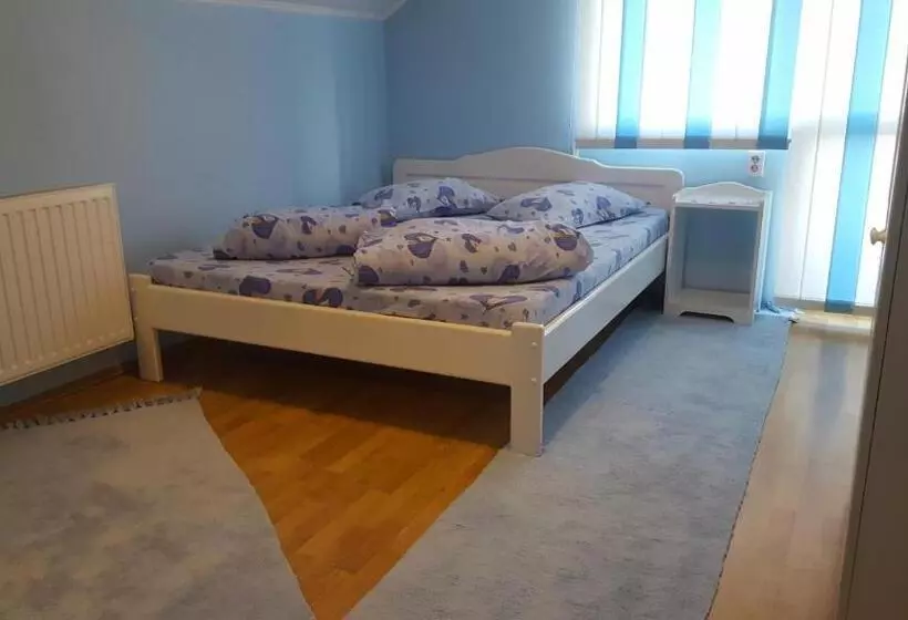 Szandi Panzió