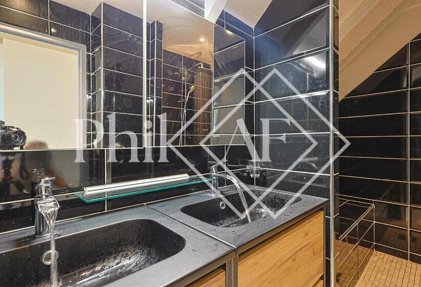 5 Bed Rooms Front Beach Apartment At Orient Beach